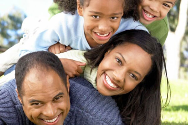 Entenda a diferença entre Acolhimento Familiar e adoção