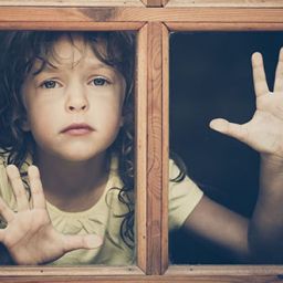 Abuso e exploração sexual de crianças e adolescentes capa